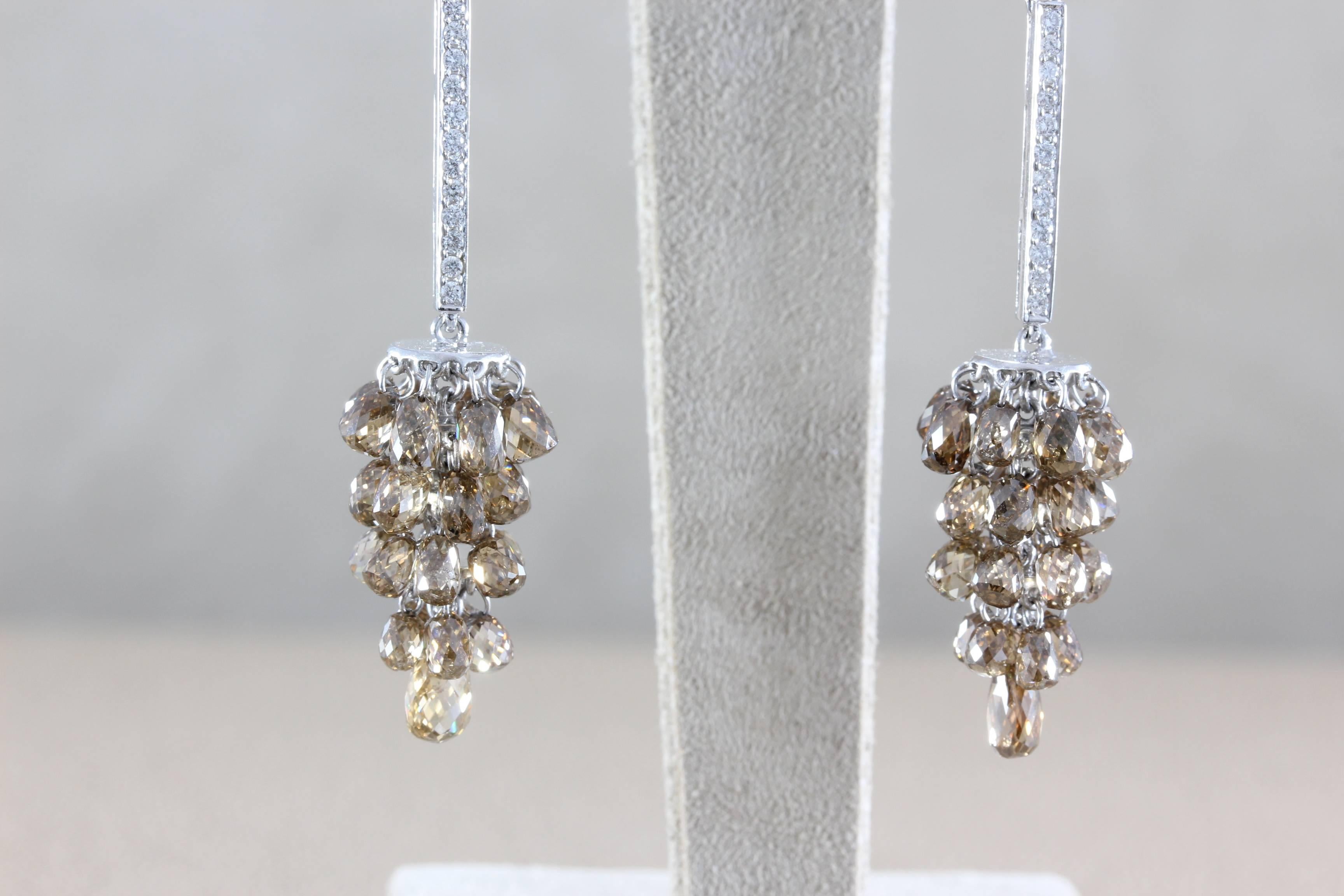 Fancy Color Briolette-Cut Diamond Gold Chandelier Earrings In New Condition In Beverly Hills, CA