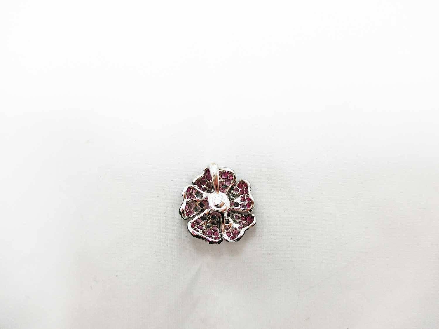 Tiny Flower Pendant with Ruby, Pink Sapphire, Sapphire and Diamond In New Condition In Bangkok, TH