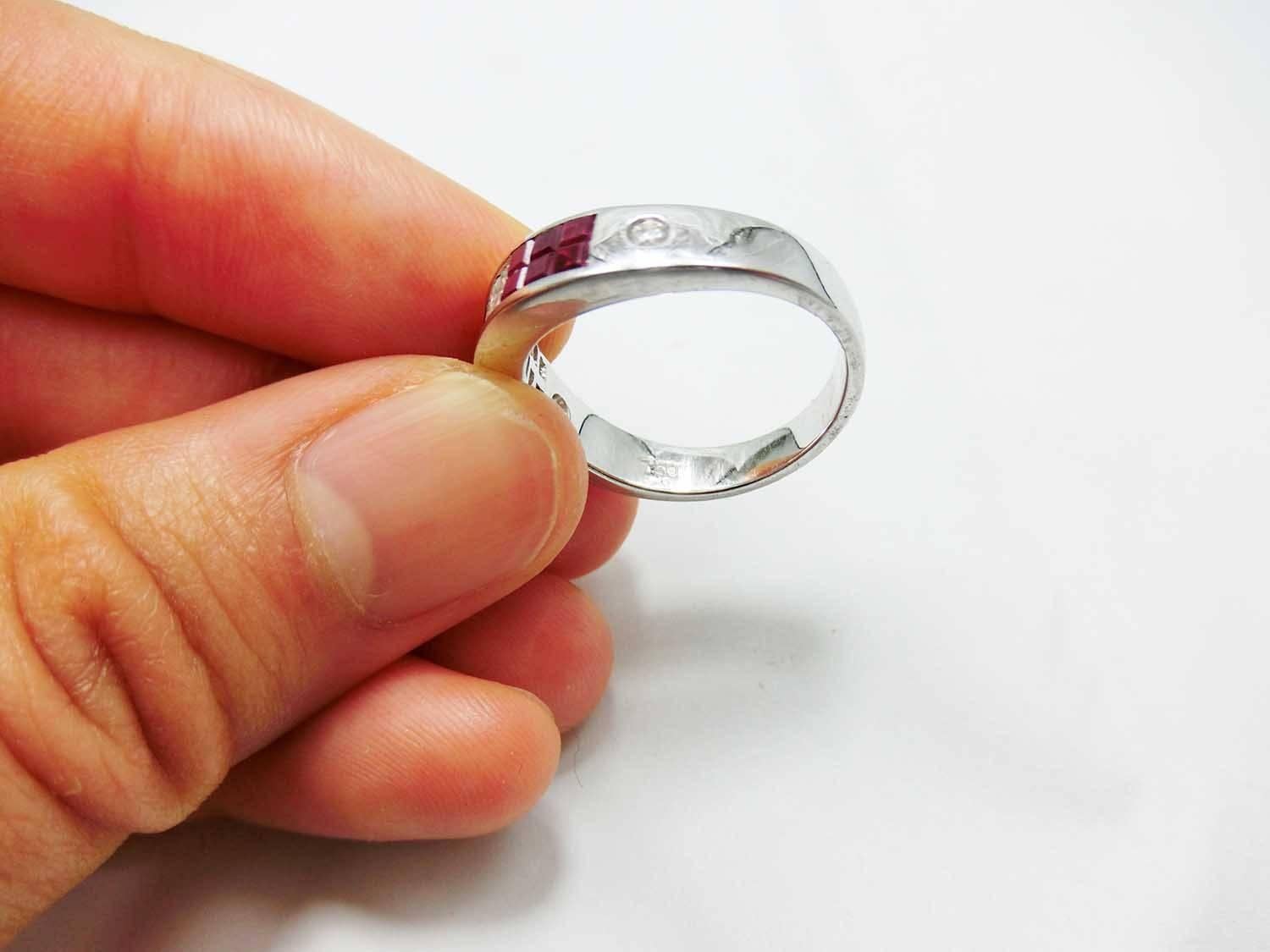 invisible princess cut diamond ring