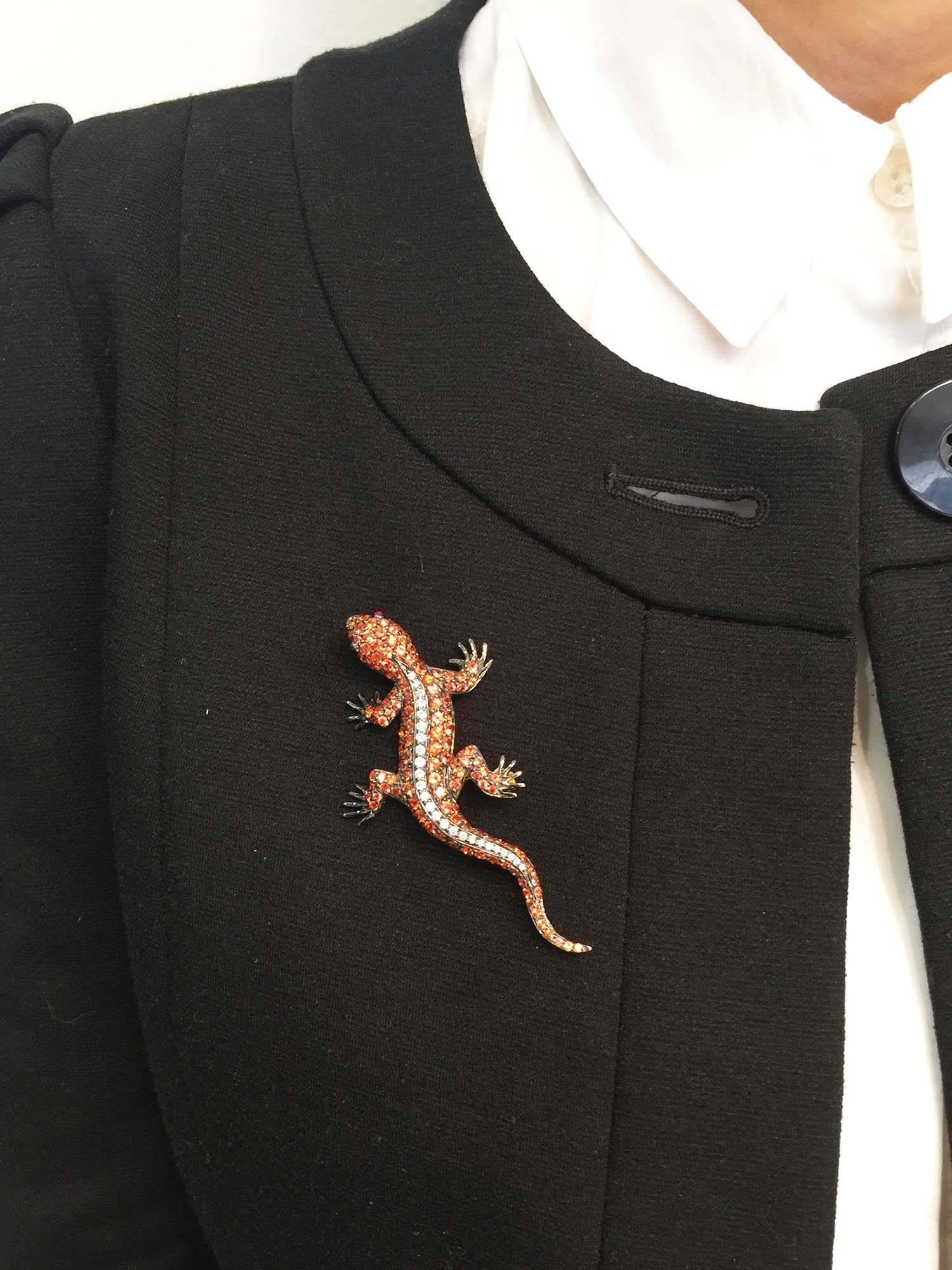 Women's or Men's 18K White gold Gecko Brooch with Orange Sapphire and Diamond