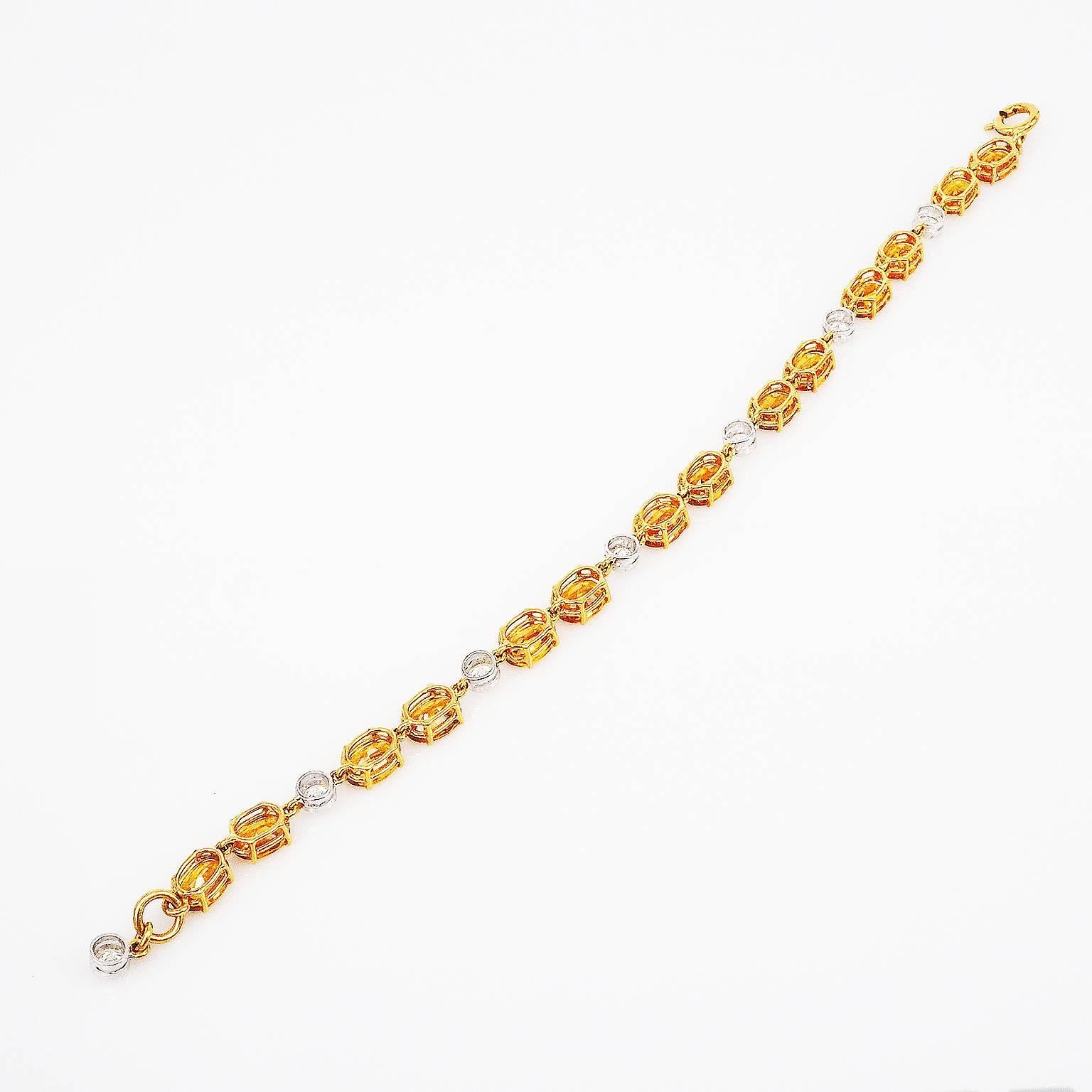 A very nice simply elegant bracelet which compose with the high quality of the yellow sapphire 12.26 ct,Diamond 1.32 ct H VS quality.