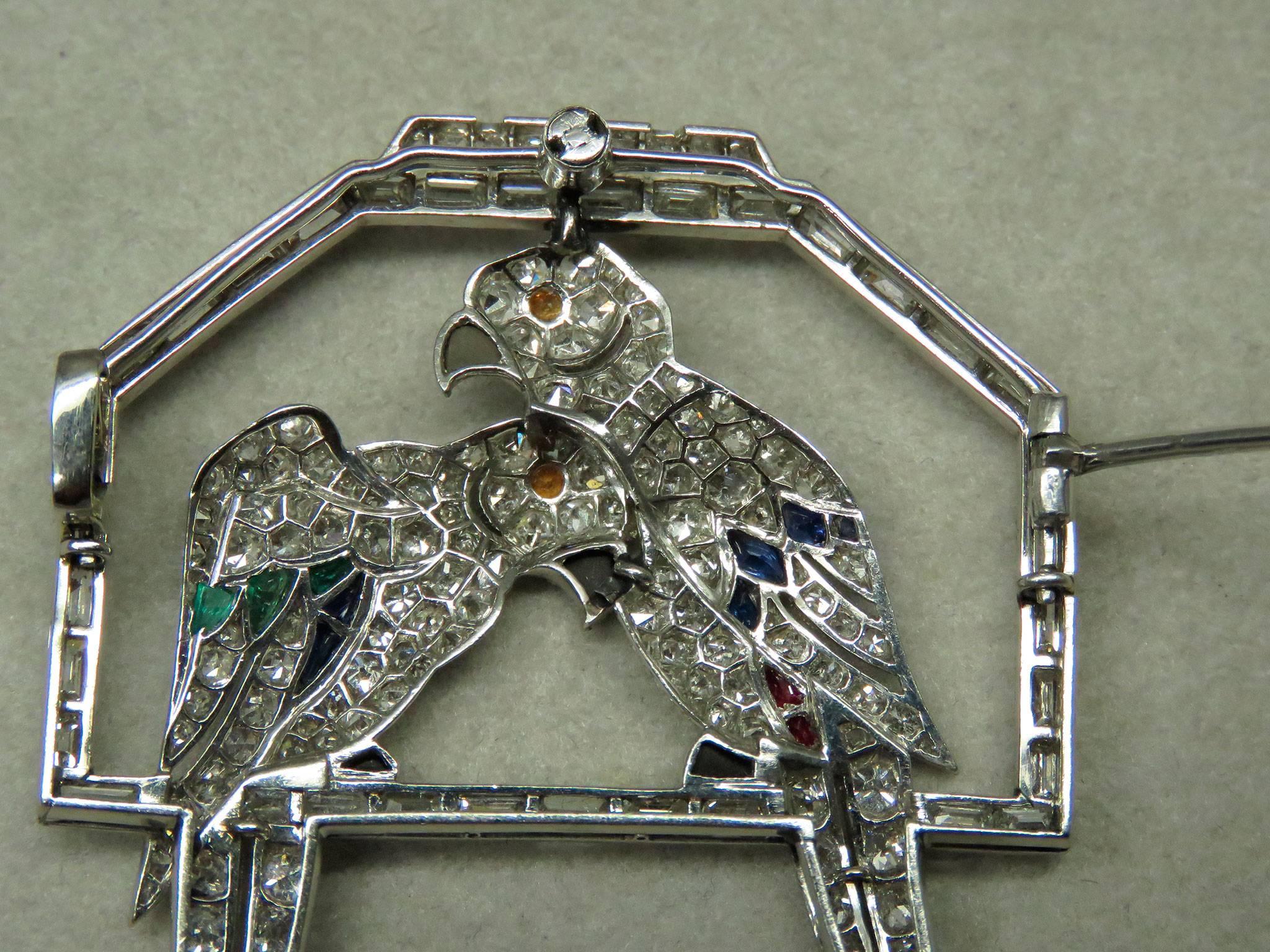 1930s Emerald Ruby Sapphire Diamond Platinum Parrots Brooch Pin 4