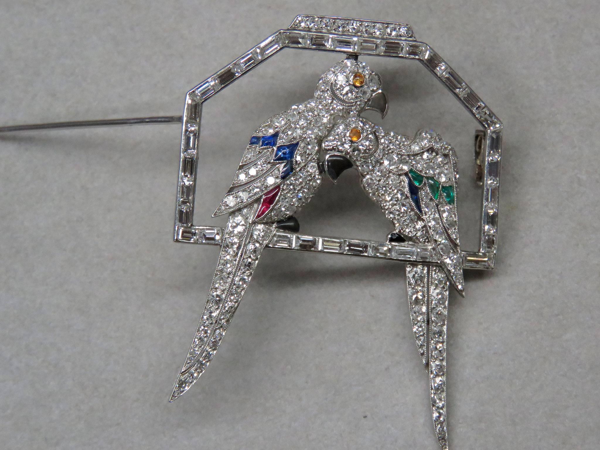 1930s Emerald Ruby Sapphire Diamond Platinum Parrots Brooch Pin 1
