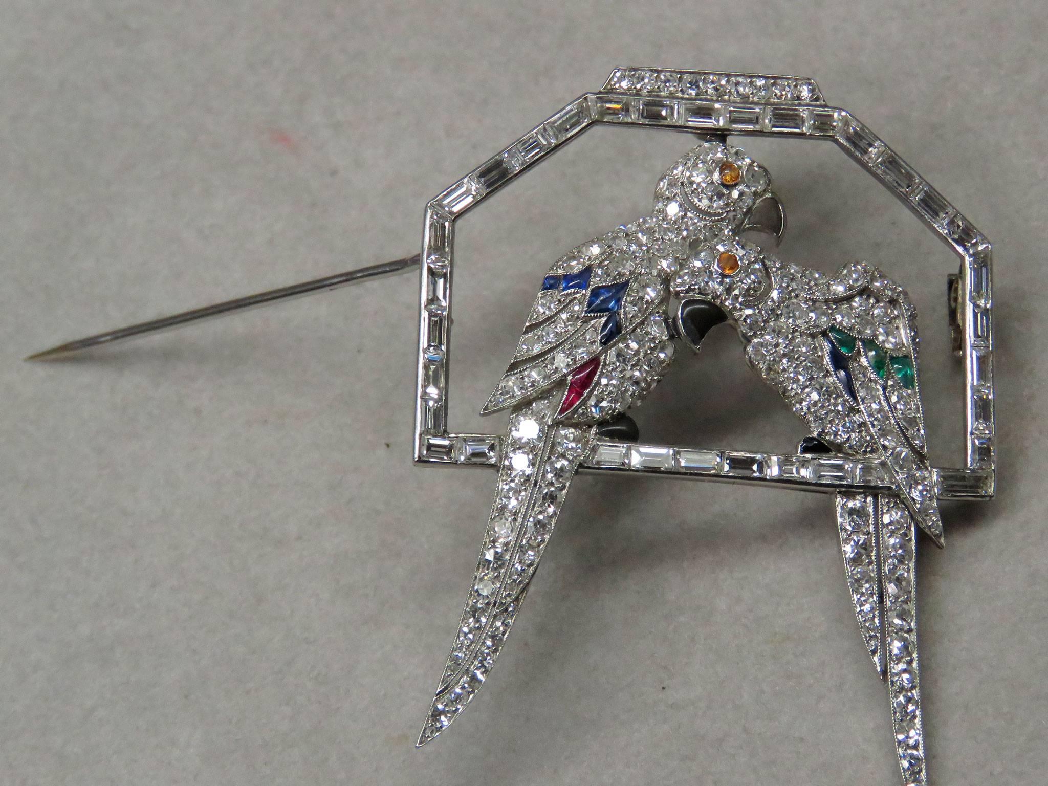 1930s Emerald Ruby Sapphire Diamond Platinum Parrots Brooch Pin 2