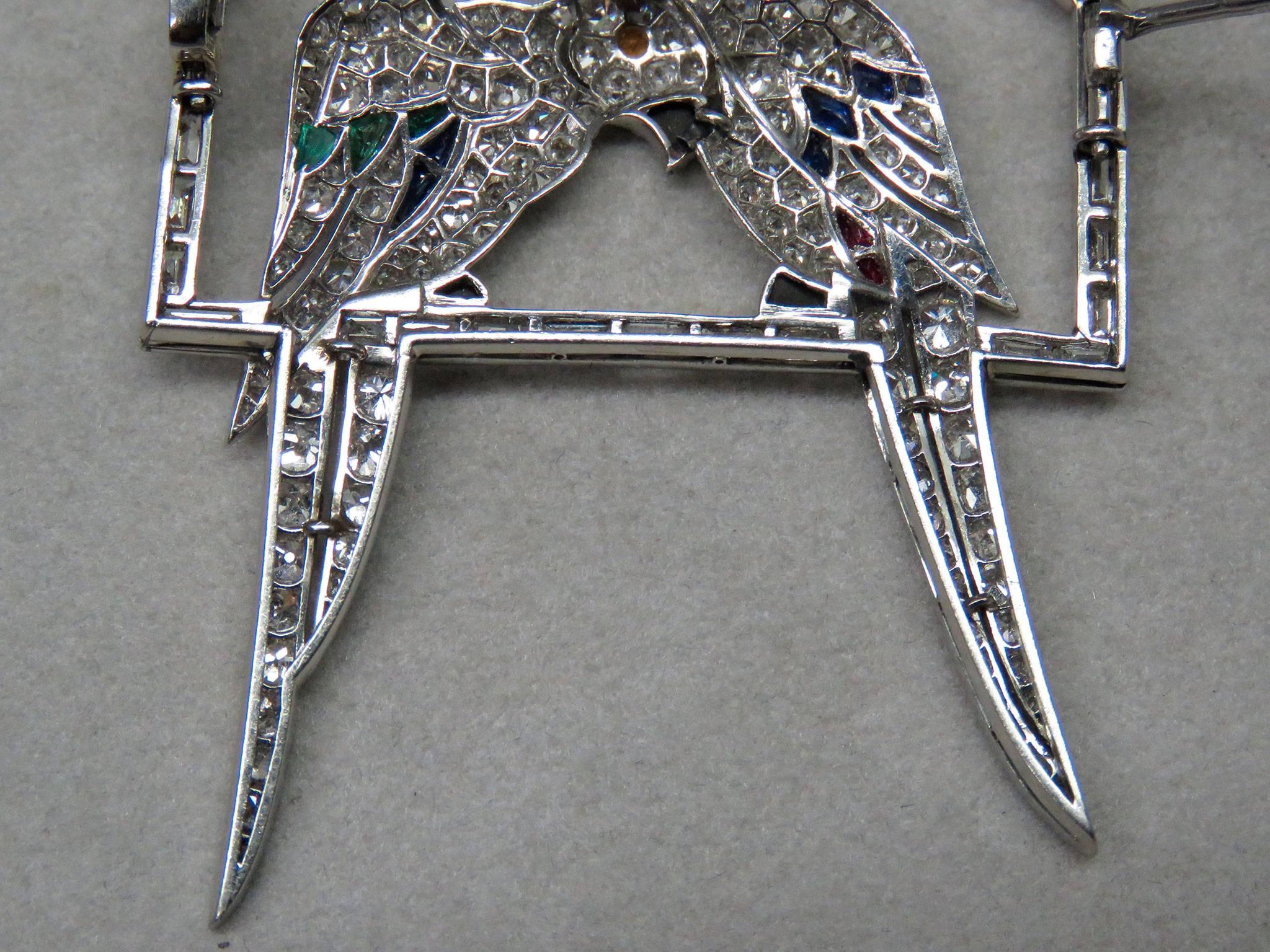 1930s Emerald Ruby Sapphire Diamond Platinum Parrots Brooch Pin 3