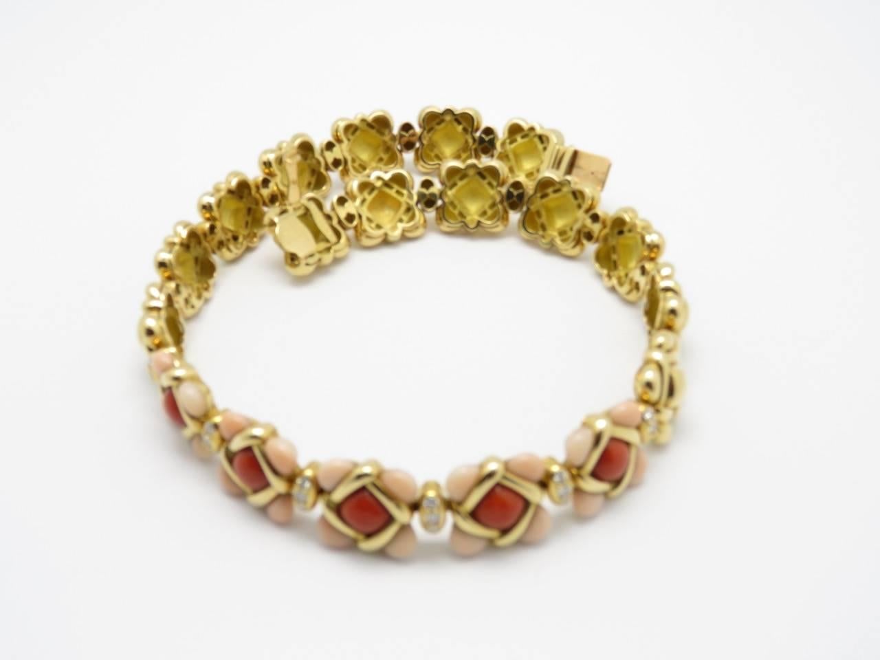 1970s Van Cleef& Arpels Coral Diamond Yellow Gold Necklace. 6