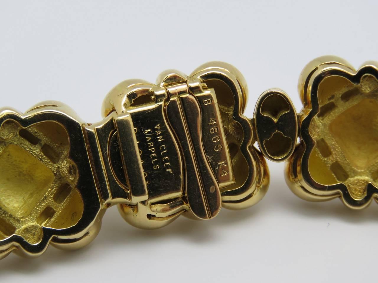 Women's 1970s Van Cleef& Arpels Coral Diamond Yellow Gold Necklace.