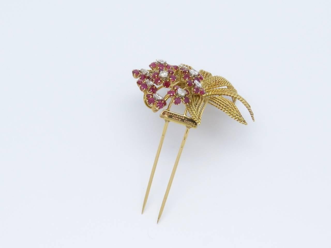 1950s J.Lacloche Diamonds and Ruby Gold  Earrings Brooch Set. In Excellent Condition For Sale In Beziers, FR