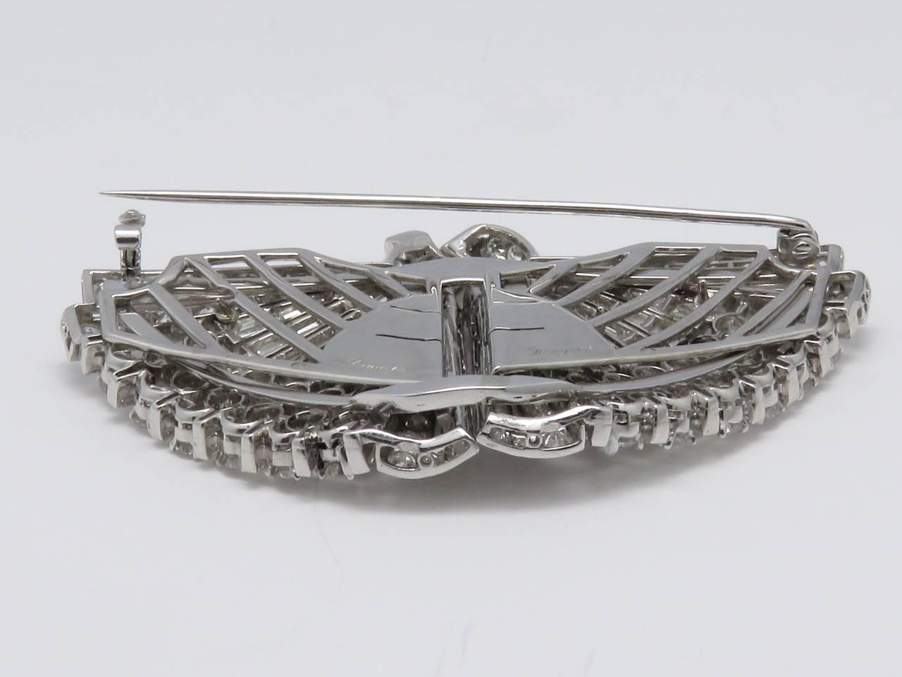 Women's or Men's 1930s Drayson Diamond Platinum Double Clip Brooch