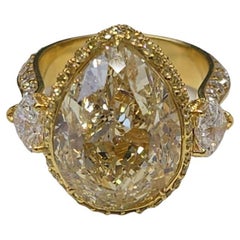 Yellow Diamond Engagement Rings