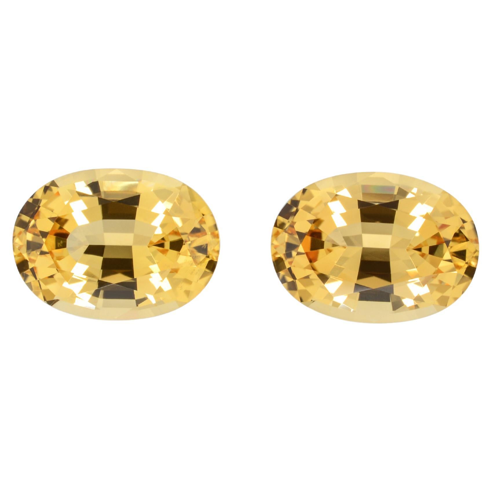 Boucles d'oreilles en topaze impériale et pierres précieuses ovales brésiliennes de 8,26 carats