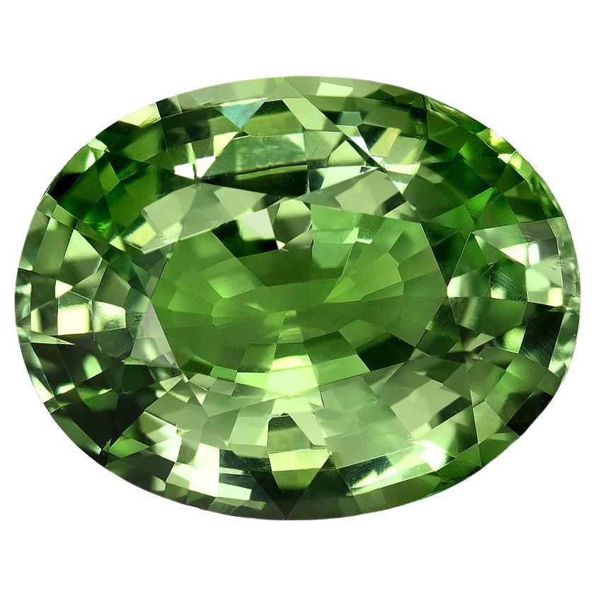 Ultra exclusive natural Vanadium Chrysoberyl oval, weighing a total of 5.08 carats.
This collection quality gem, is offered loose, and it would make an exceptional unisex custom made jewelry creation.
The GIA certificate is attached to the images
