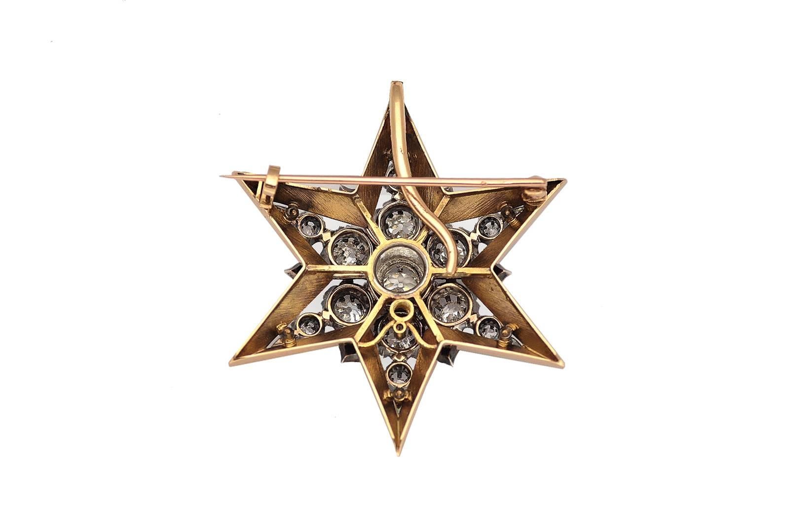 19th Century French Diamond Black Enamel Silver Gold Star Pendant Brooch In Excellent Condition For Sale In Madrid, ES