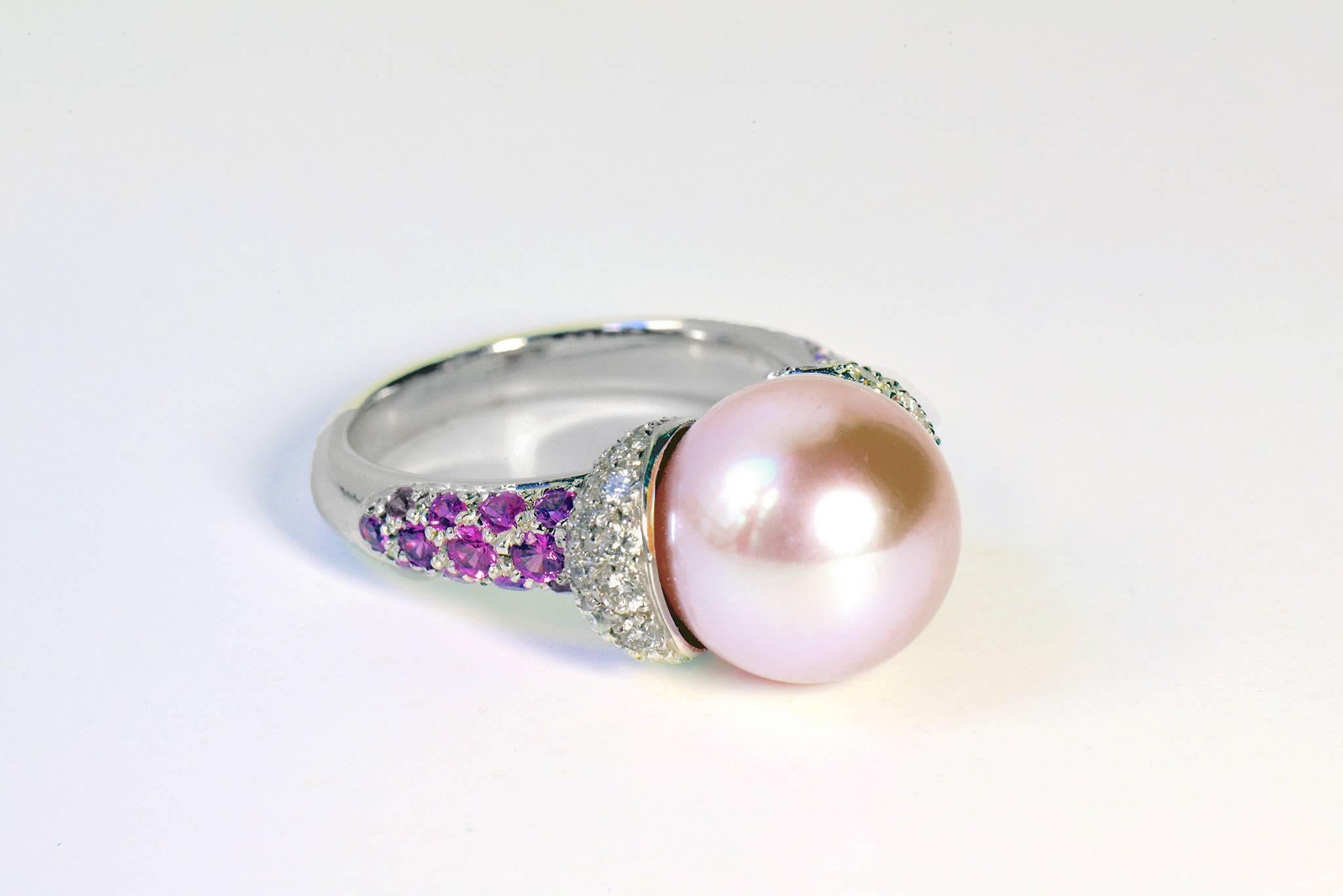 Art Deco Pink Fresh Water Pearl, White Diamonds and Pink Sapphires 18K White Gold Ring 