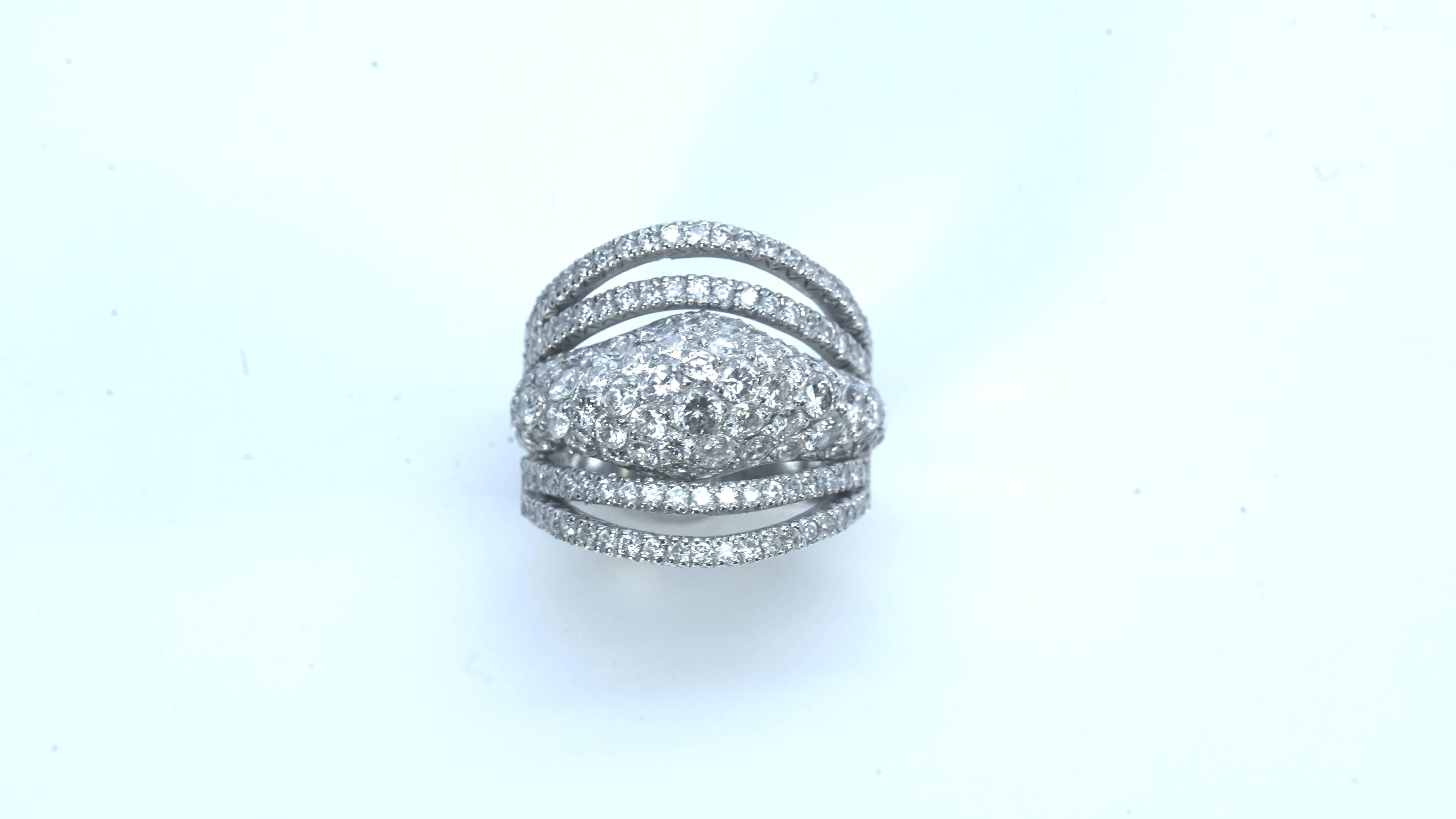 The Crown, 18 K White Gold Ring Set with Diamonds 2, 80 Carats by Marion Jeantet For Sale 2