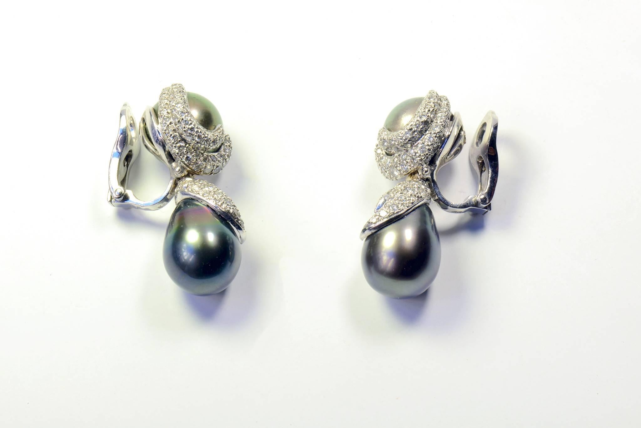 Art Deco Grey Tahitian pearls Paved With White Diamonds and 18K White Gold Clip Earrings