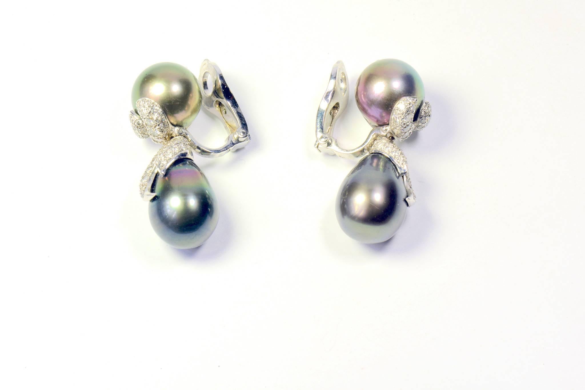 Grey Tahitian pearls Paved With White Diamonds and 18K White Gold Clip Earrings In New Condition In Paris, FR