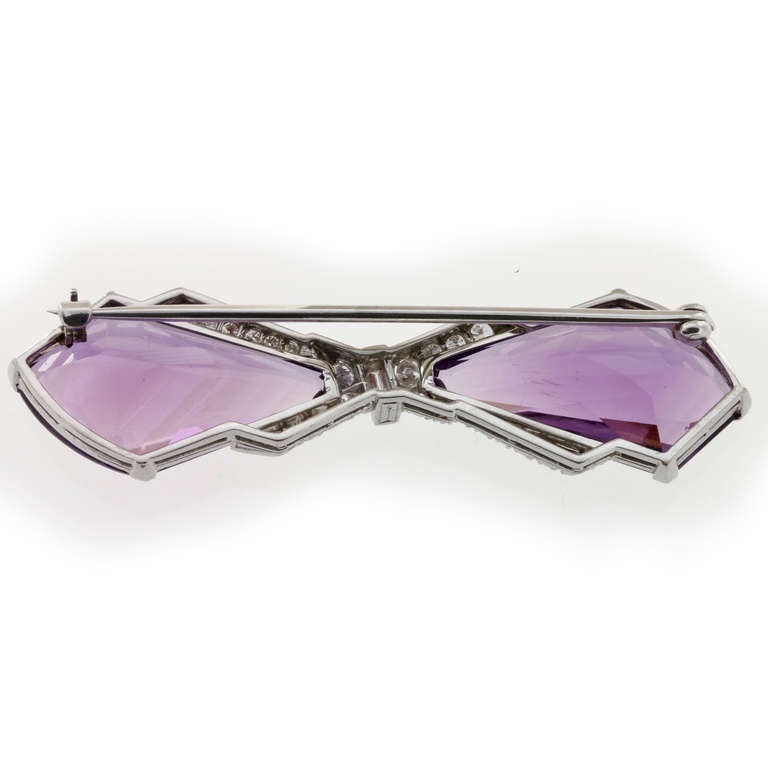 Art Deco Amethyst Diamond Platinum Bow Brooch In Excellent Condition In London, GB
