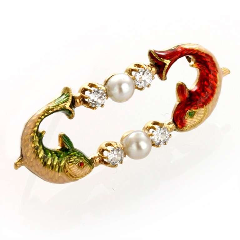 Victorian Phillips Red and Green Enamel Pearl Diamond Gold Fish Brooch In Excellent Condition In London, GB