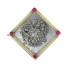 Fabergé Broche en or, émail, rubis et diamants