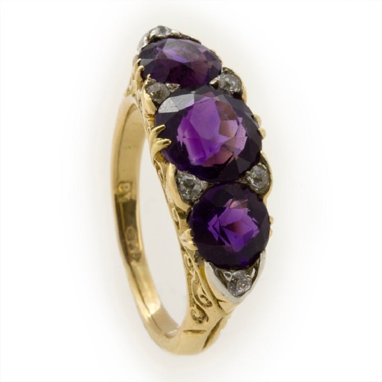 Victorian Amethyst Diamond Gold Three Stone Ring In Excellent Condition In London, GB