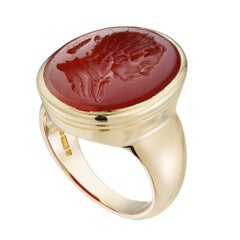Un anello con intaglio in corniola della fine del XIX secolo