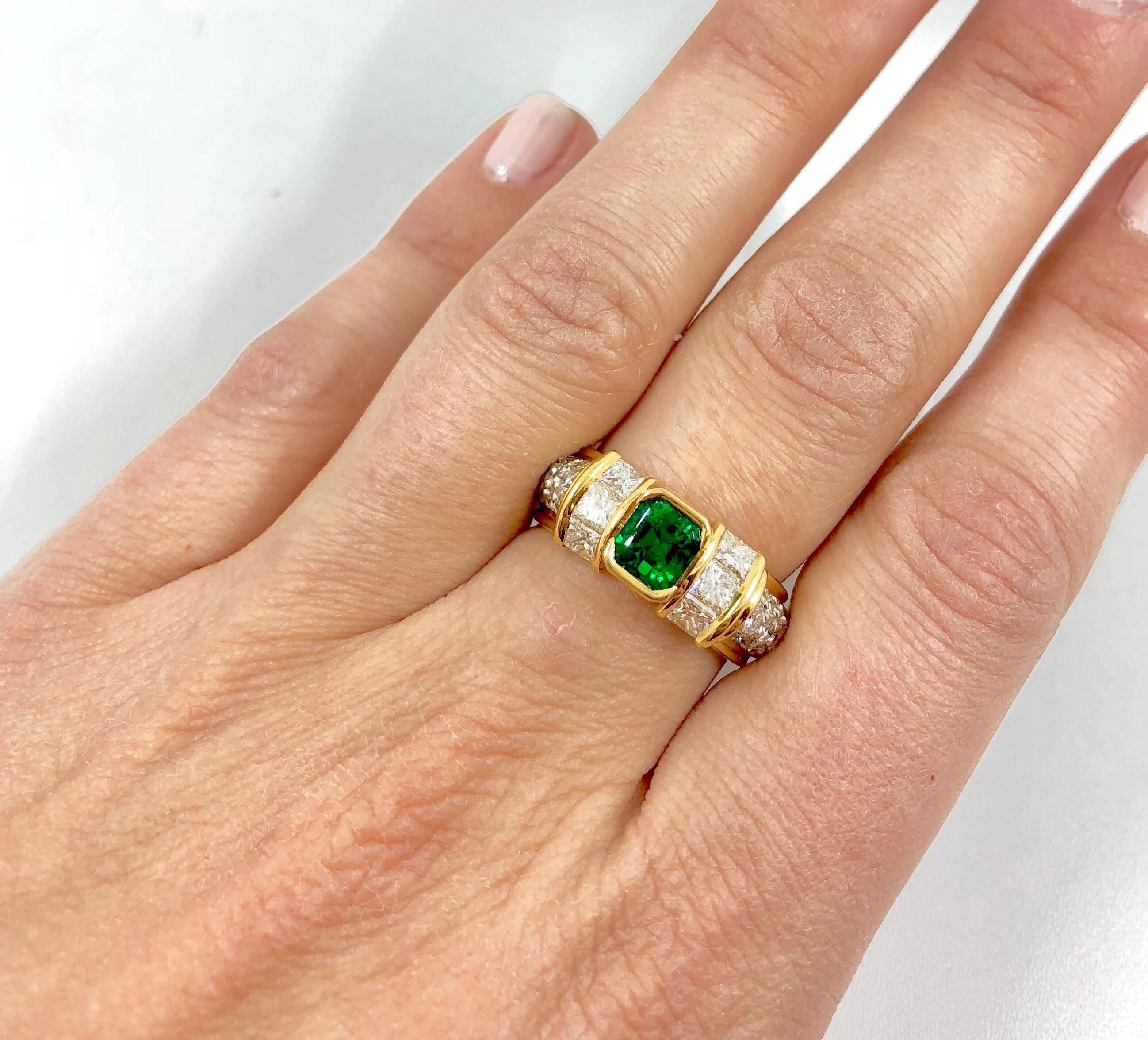 G.Minner Unique Emerald Diamonds Gold Ring For Sale 3