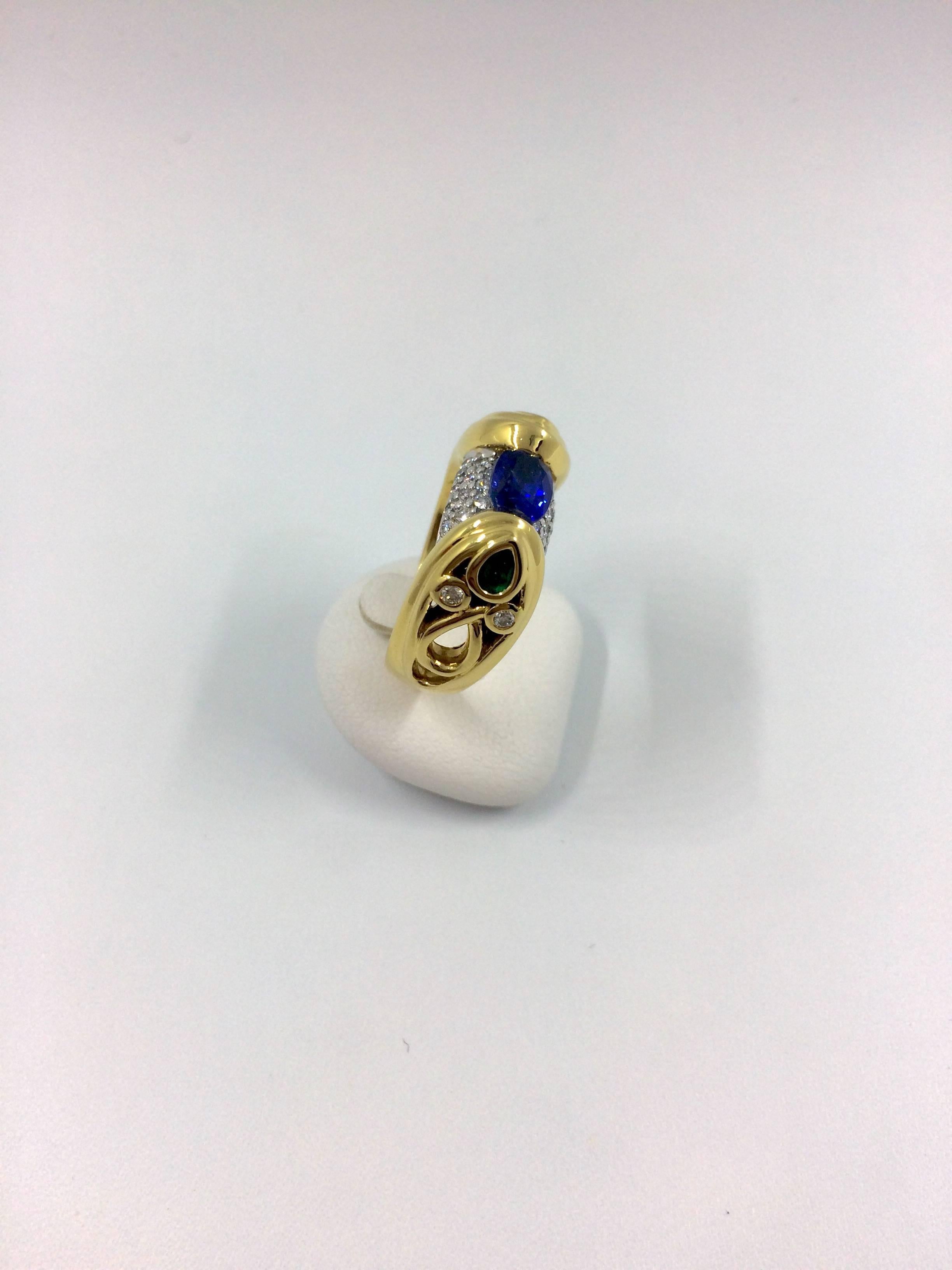 Sapphire Emerald Diamond Cocktail Gold Ring In New Condition For Sale In Colmar, FR