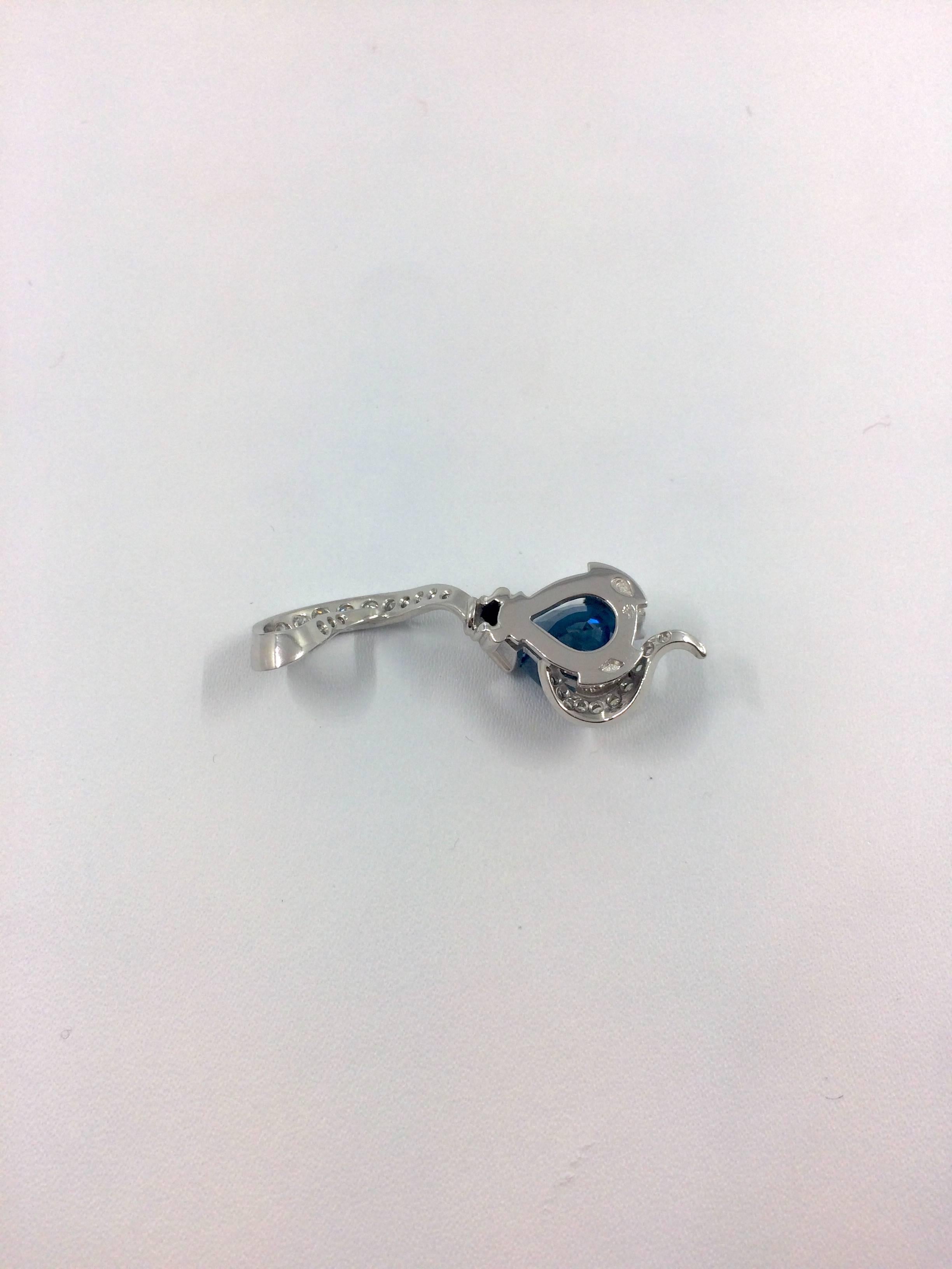 G. Minner 8.66 Carat Intense Blue Zircon Diamond Gold Pendant For Sale 4