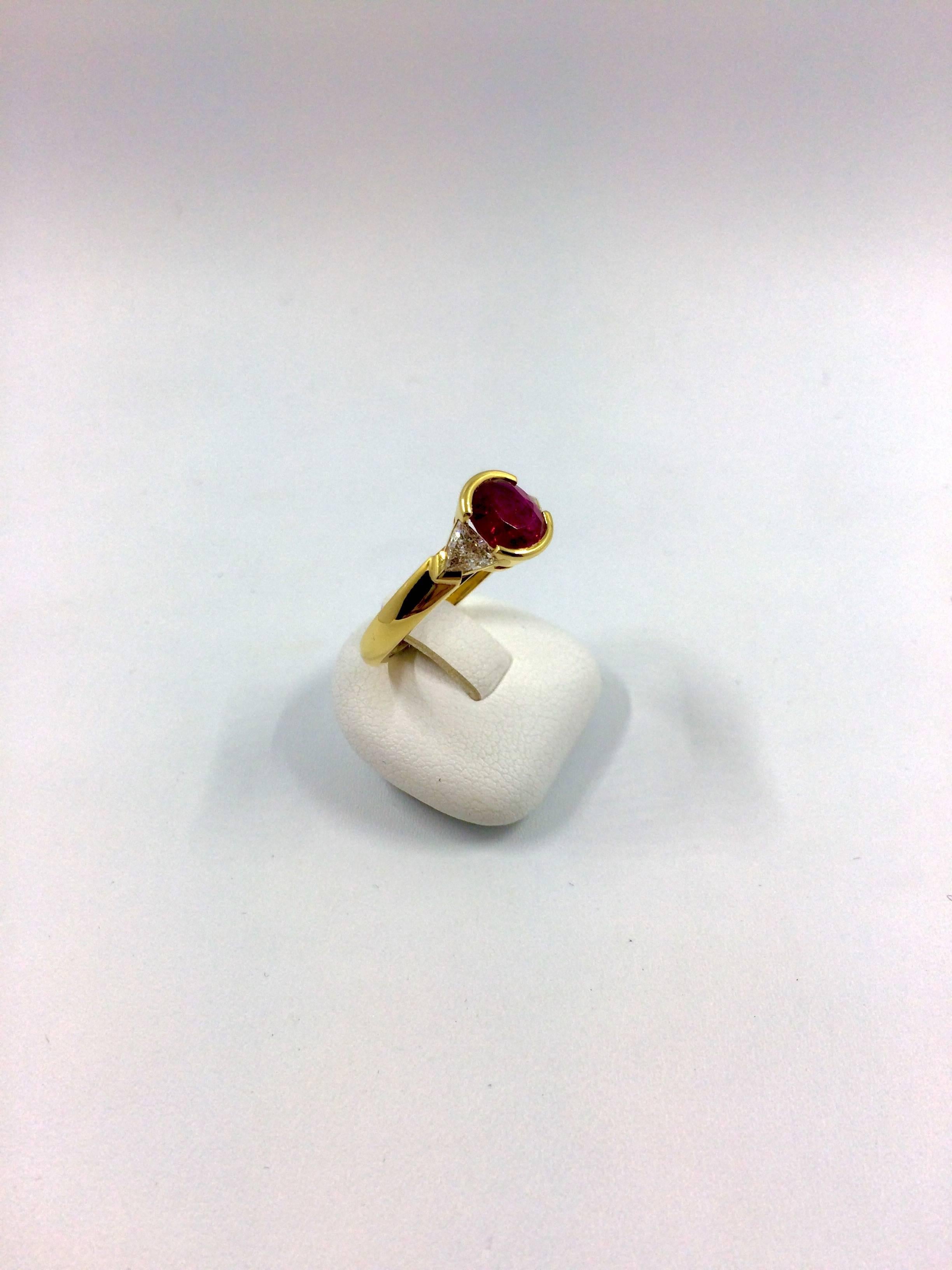 Burma Ruby Diamond Gold Ring For Sale 3