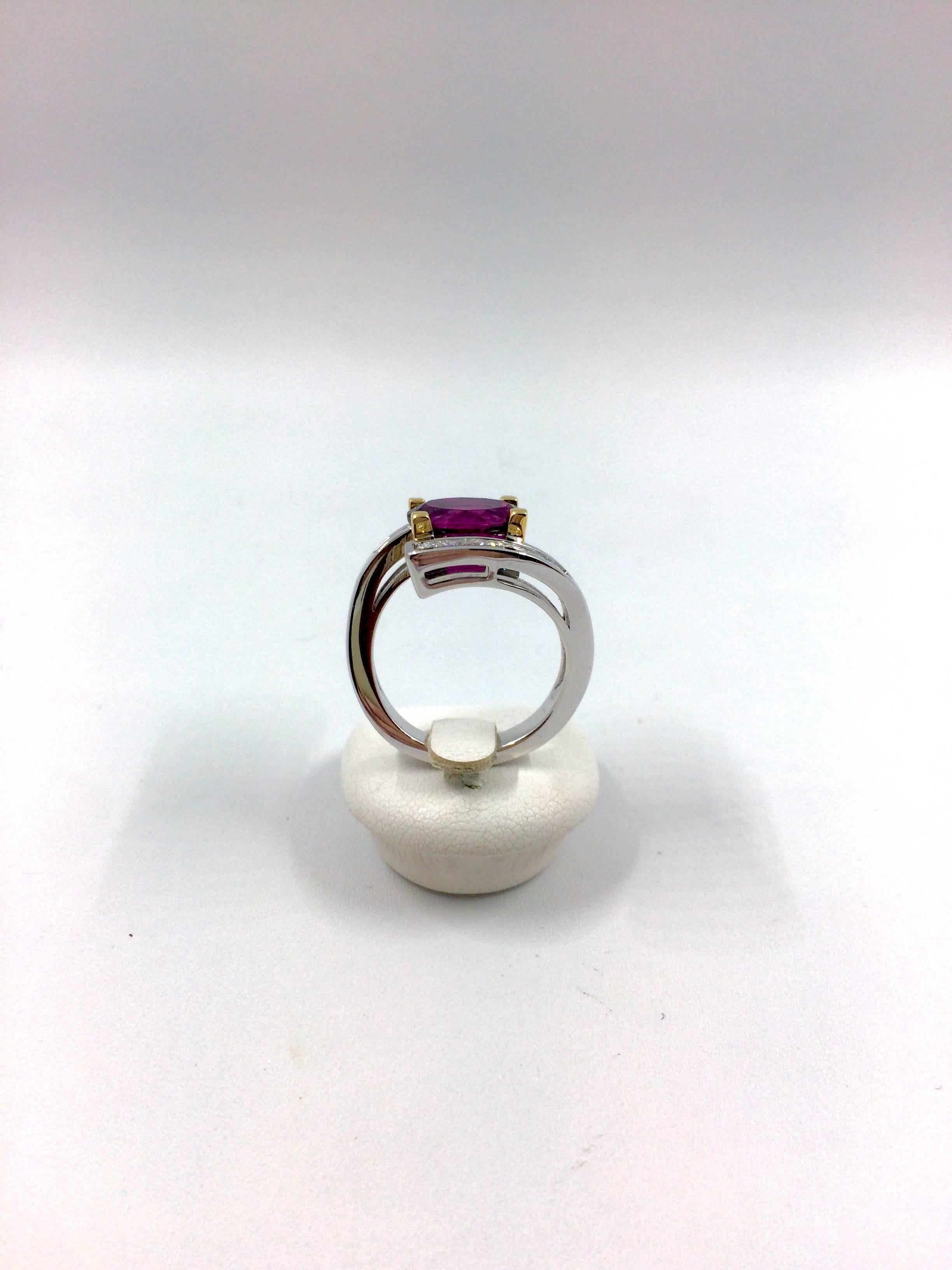 Women's Pink Tourmaline Diamonds White and Yellow Gold Ring For Sale
