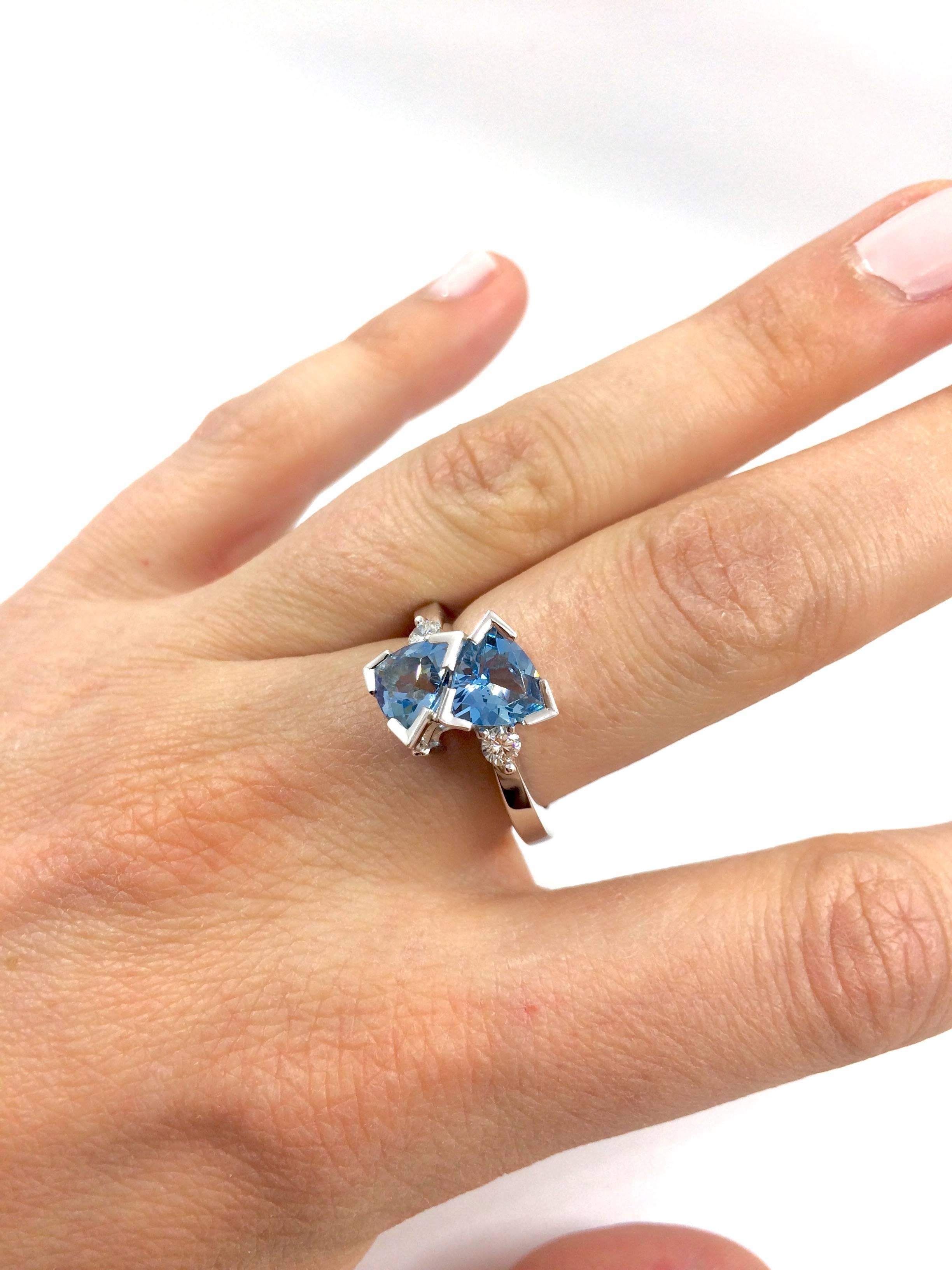 G.Minner Aquamarine Diamonds Gold Bypass Ring In New Condition In Colmar, FR