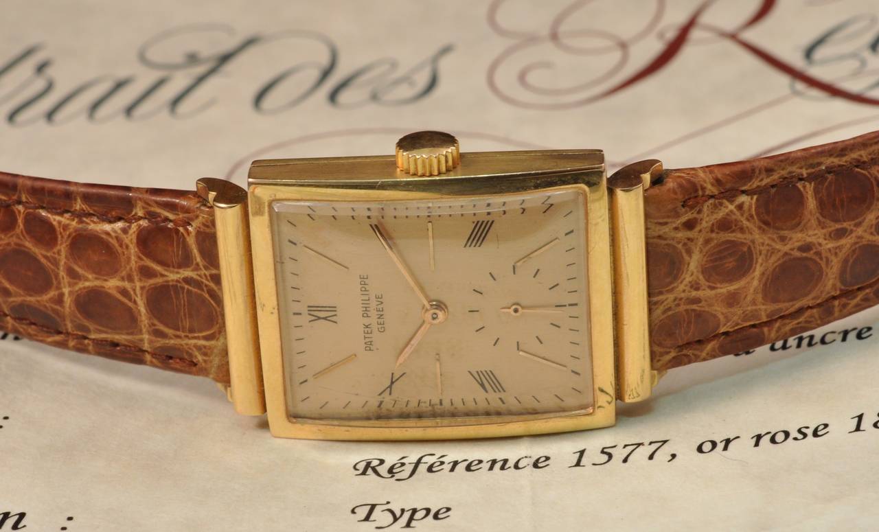 Women's or Men's Patek Philippe Rose Gold Manual Wind Wristwatch Ref 1577 For Sale