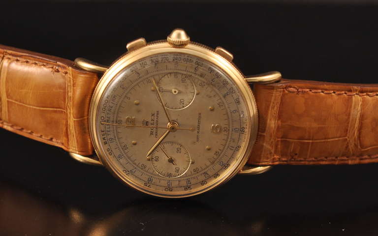 Rolex Yellow Gold Chronograph Wristwatch circa 1945 In Good Condition In Paris, FR