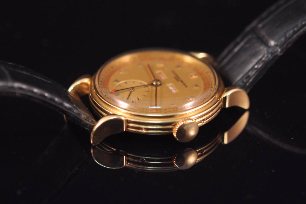 Vacheron Constantin Yellow Gold Triple Calendar Wristwatch In Excellent Condition For Sale In Paris, FR