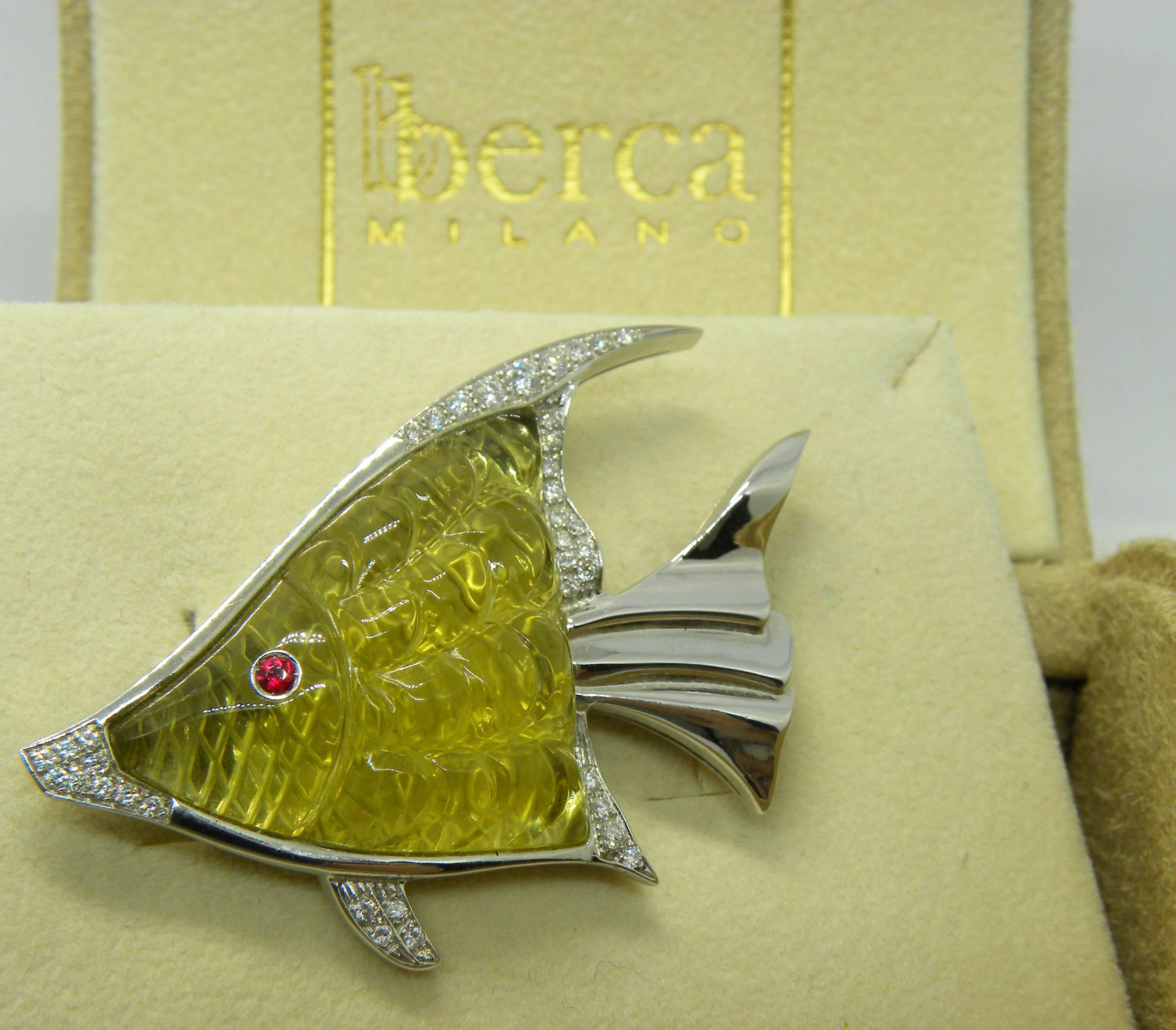 Berca One-of-a-kind 43.25 Carat Lemon Quartz White Diamond Angelfish Brooch In New Condition For Sale In Valenza, IT