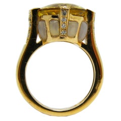 Berca Original 1950s Yellow Beryl Champaigne Diamond Crown Shaped Cocktail Ring