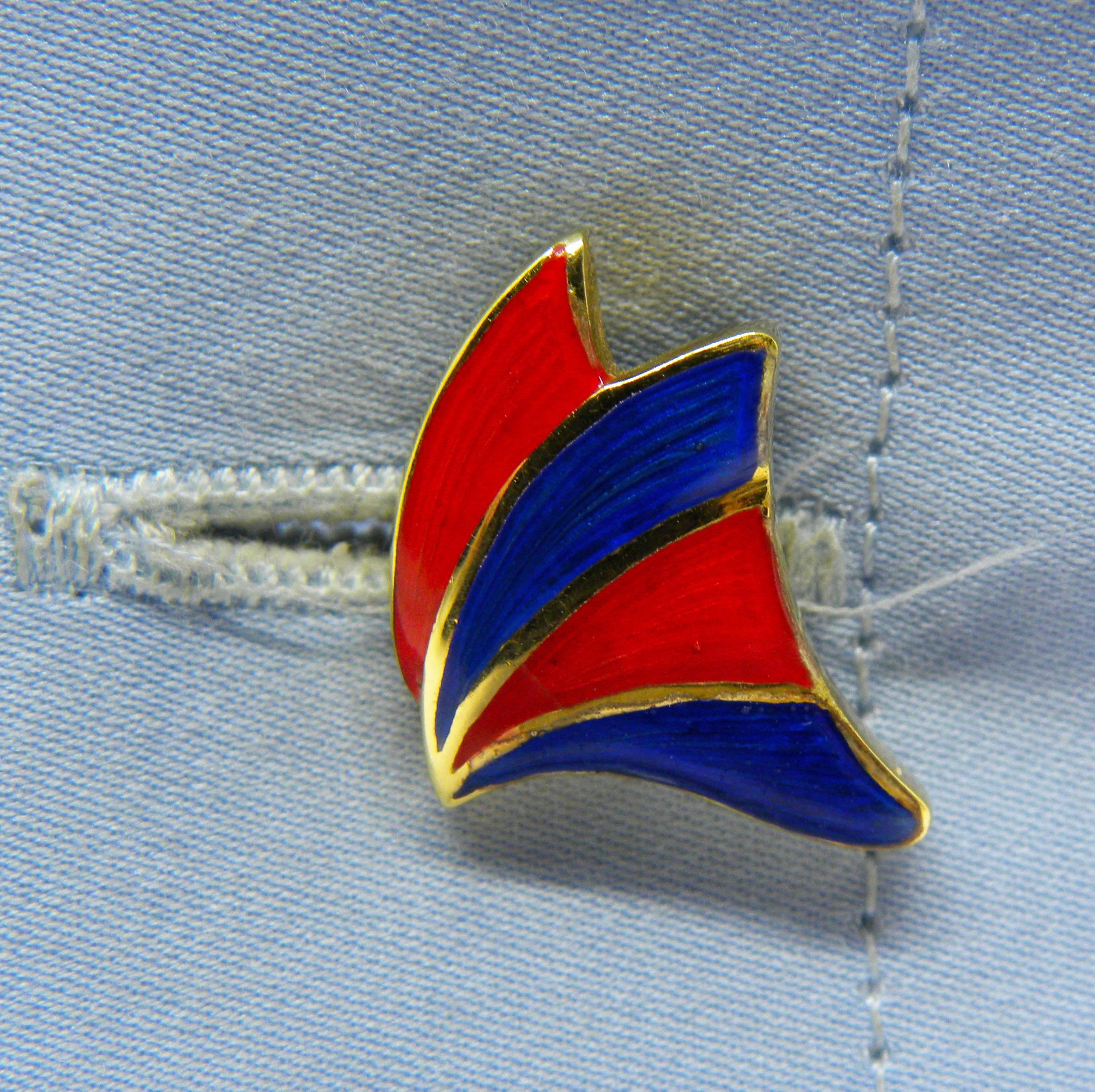 Unique Red and Blue Hand Enameled Butterfly Shaped 18 Carat yellow Gold Setting  Lapis Stick Back Cufflinks.
In our fitted suede leather tobacco box and pouch.