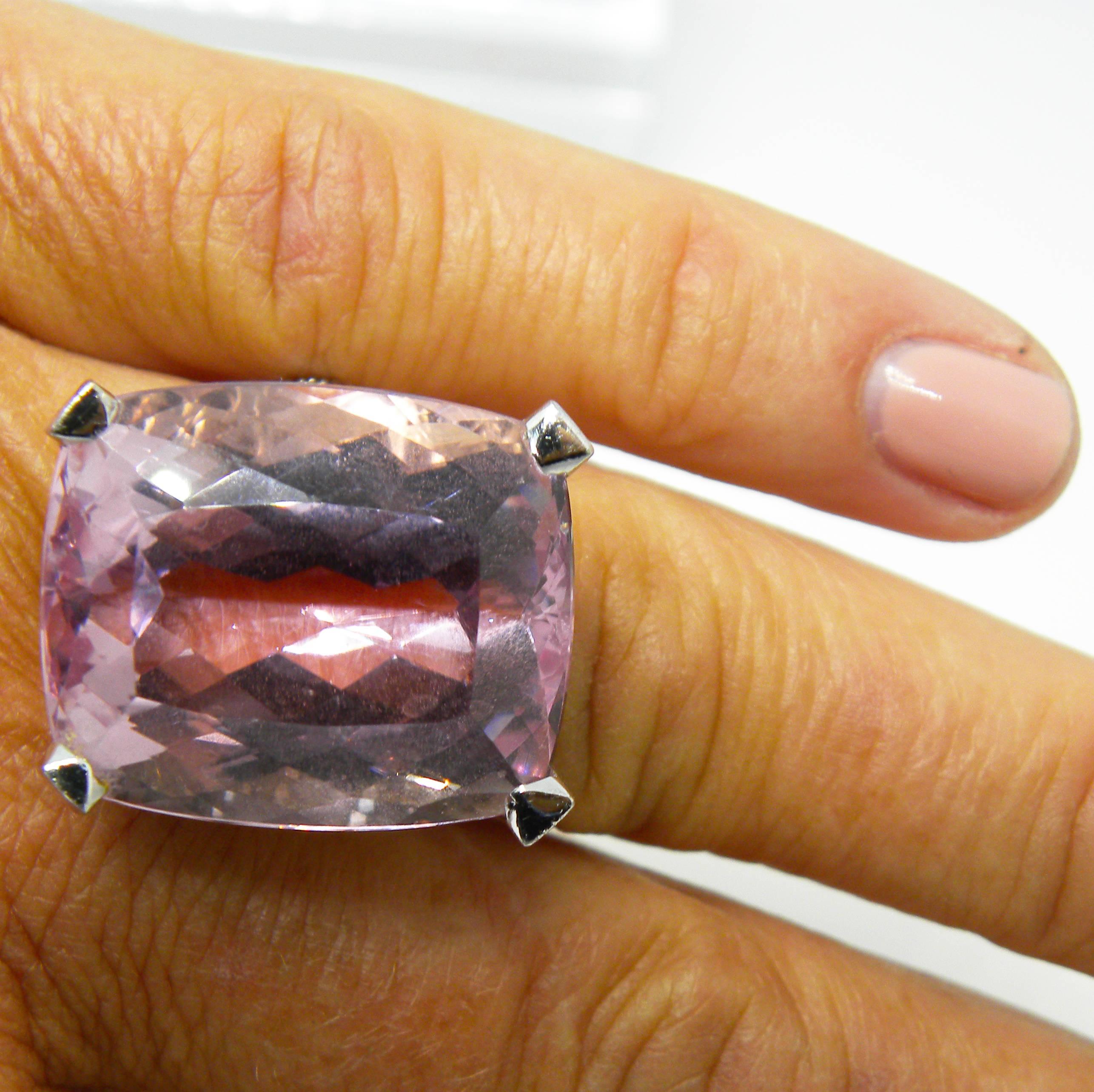 Berca 27k Kunzita Natural Antik Corte Cojín Blanco Diamante Engaste Anillo Cóctel 8