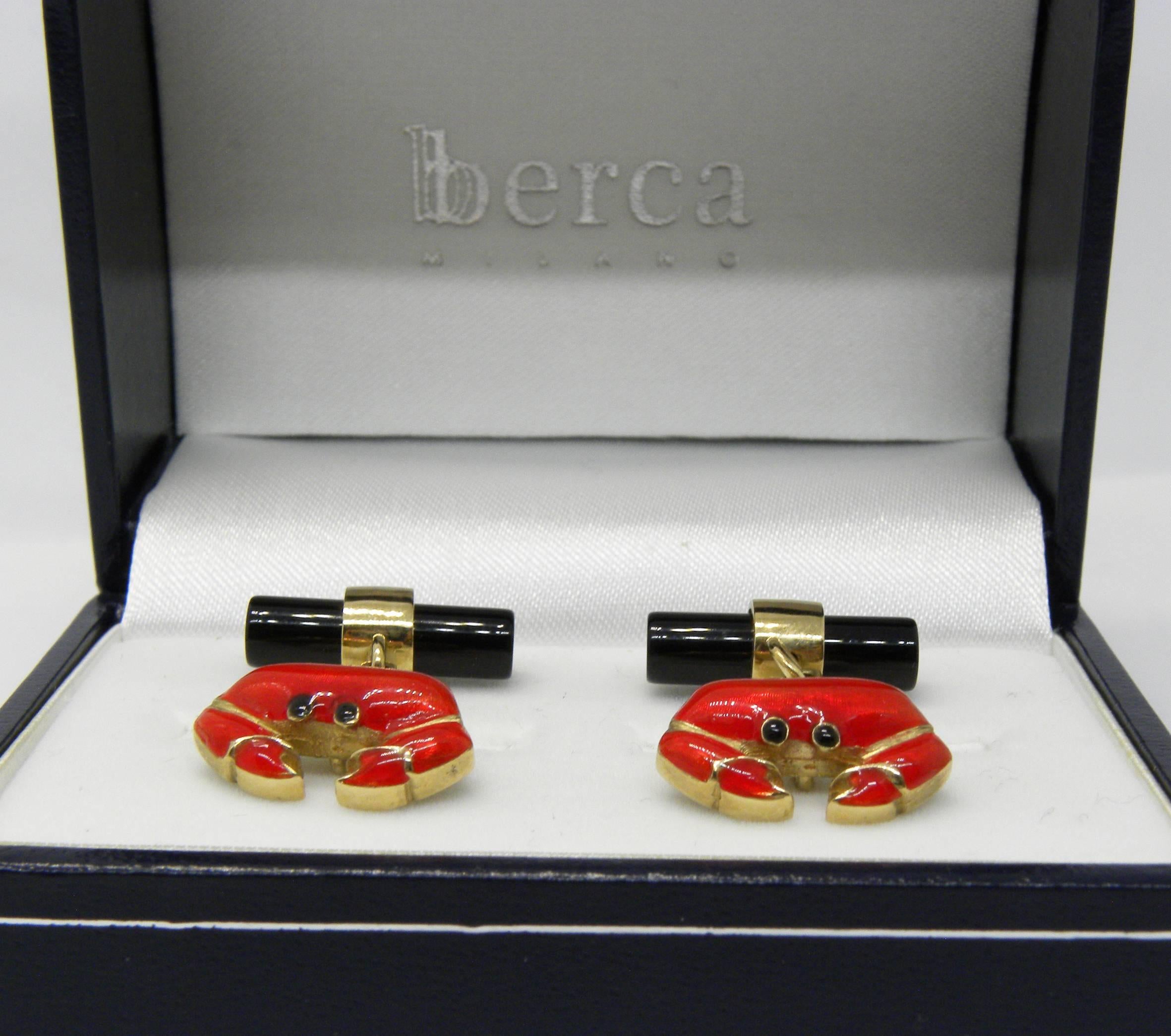Berca Hand Enameled Red Crab, Cancer Sign Shaped Onyx Stick Back Gold Cufflinks For Sale 5