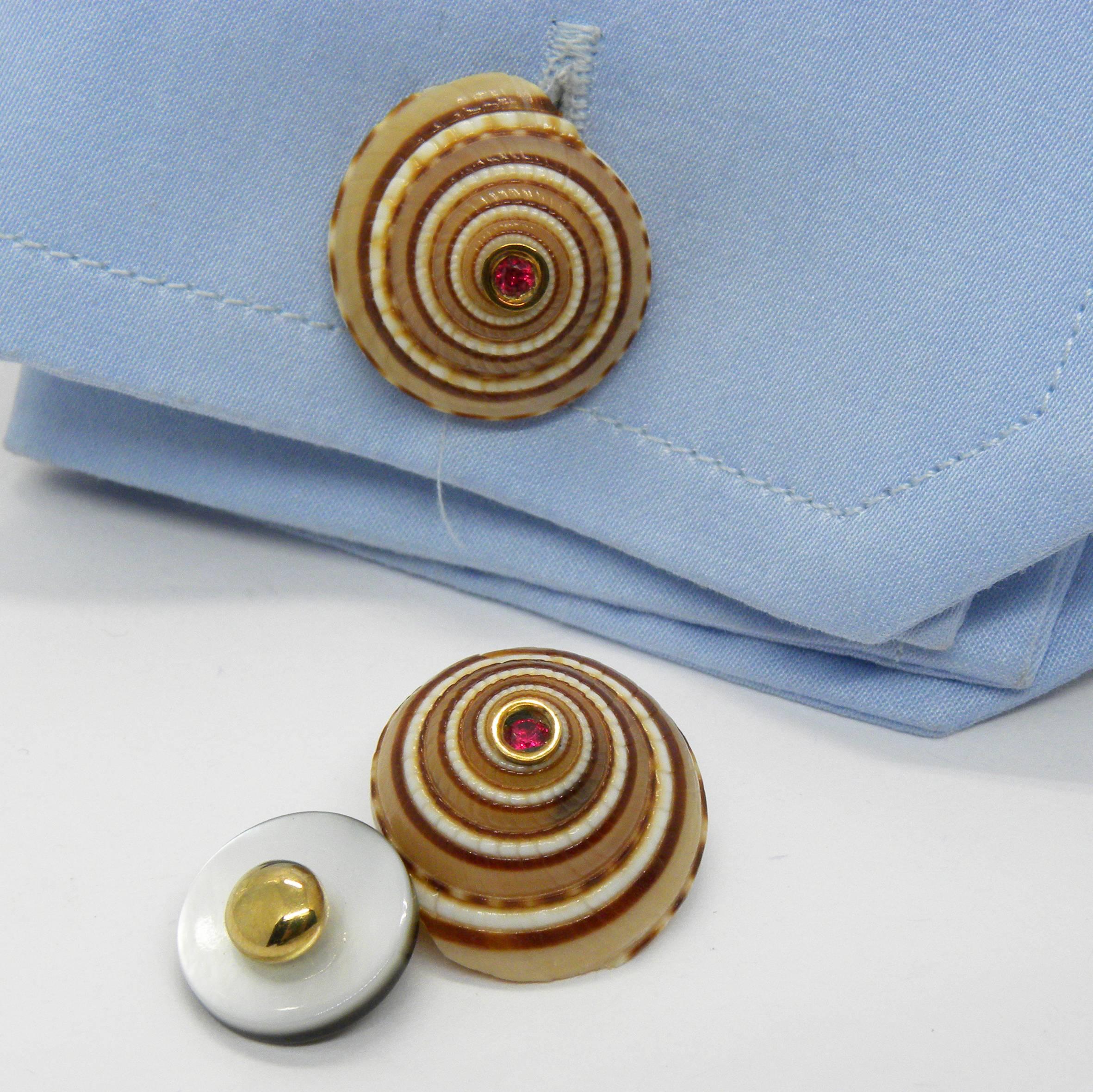 Architectonica Jutea Seashell Spinel White Grey Mother-of-Pearl Gold Cufflinks 1