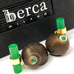 Berca Emerald Black White Shell Green Jade Baton Back 18 Karat Gold Cufflinks