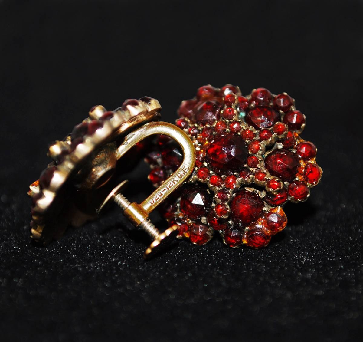 Antique Garnet Bohemian Set Necklace Bracelet Earrings  In Good Condition In Austin, TX