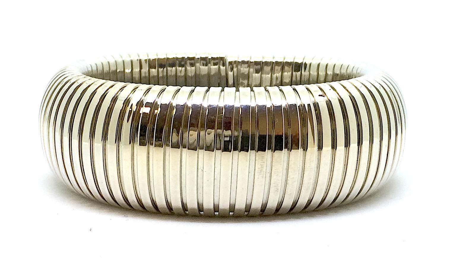 Contemporary Carlo Weingrill Gold Tubogas Domed Cuff Bracelet For Sale