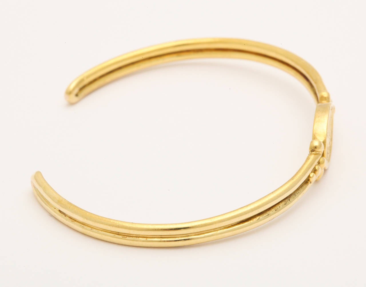 1990s Helen Woodhull Egyptian Revival Gold Cuff Bracelet 1