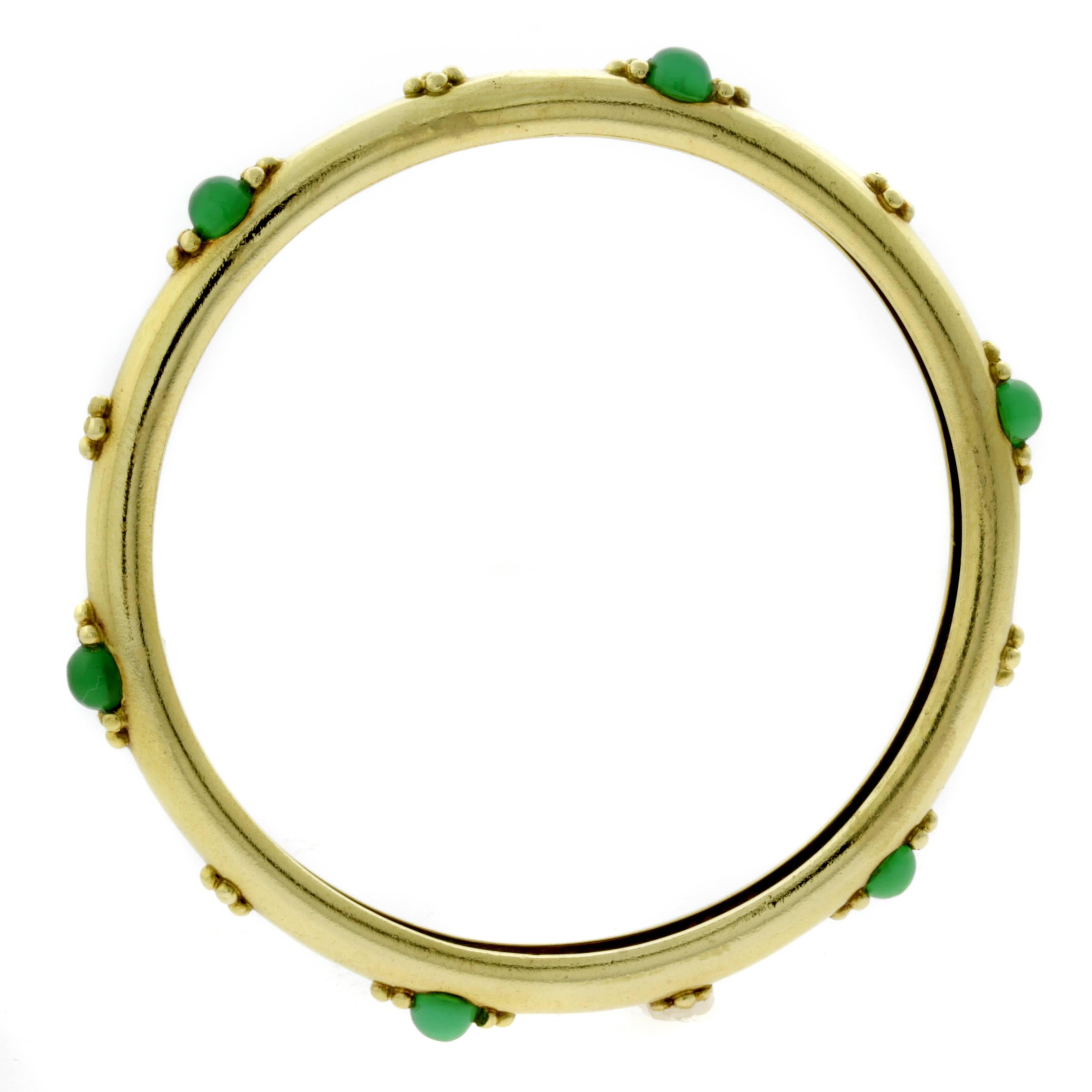 Boucheron Emerald Gold Bangle Bracelet