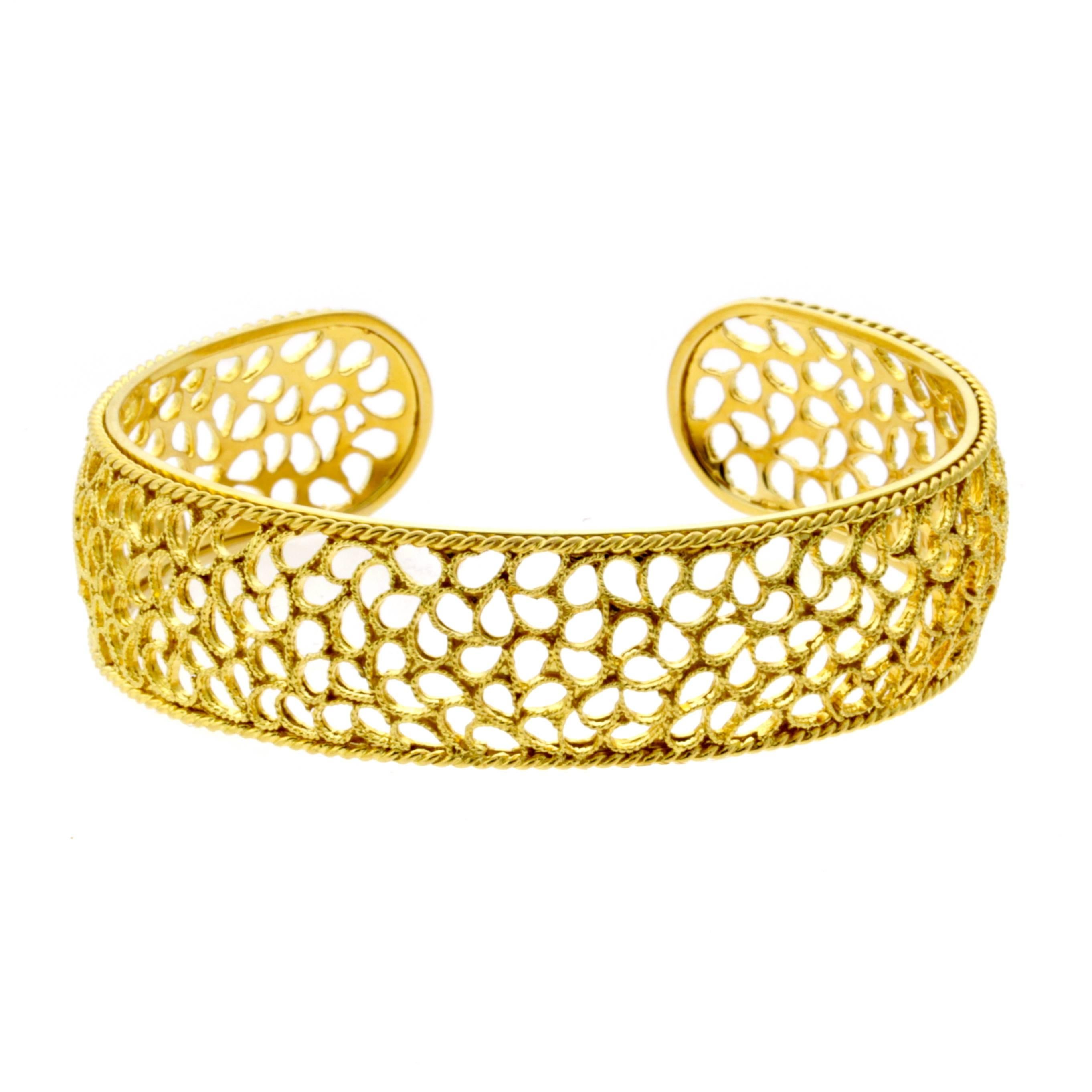 Buccellati Filidoro Gold Bangle Bracelet