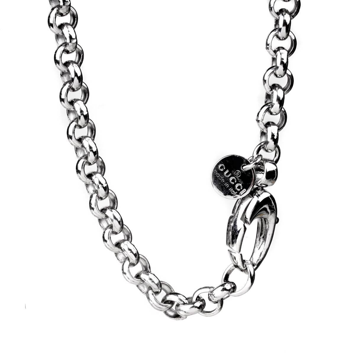An iconic Gucci necklace showcasing the Horsebit motif finished with Diamantissima pattern in sterling silver.