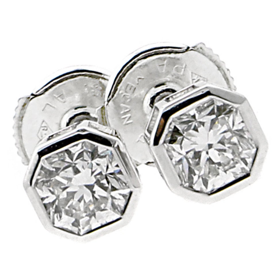 Tiffany Co. Lucida Diamond Platinum Stud Earrings