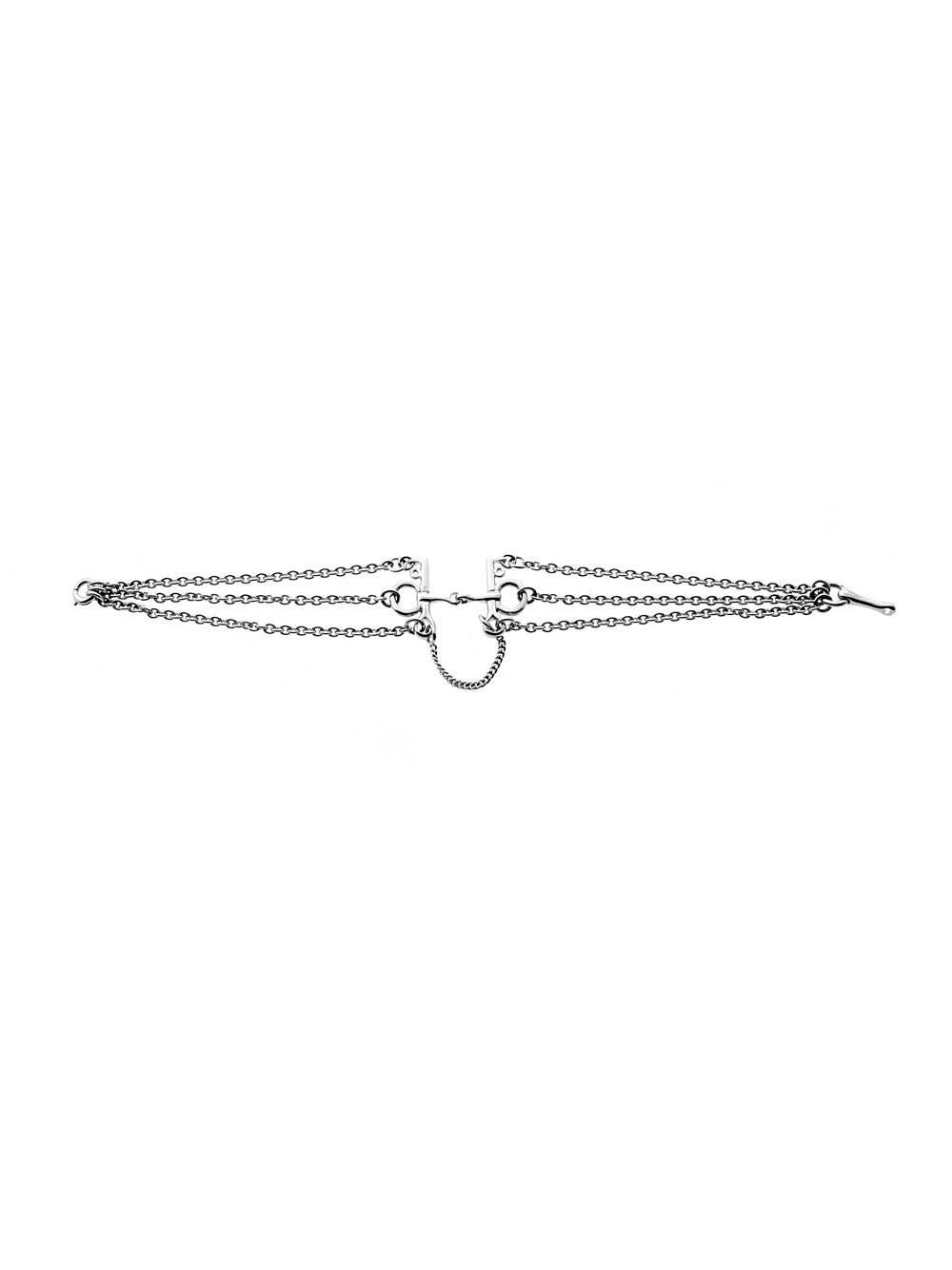 A chic chain link bracelet by Hermes composed of 18k white gold featuring the brands signature H logo at the forefront. The bracelet has a length of 6.3